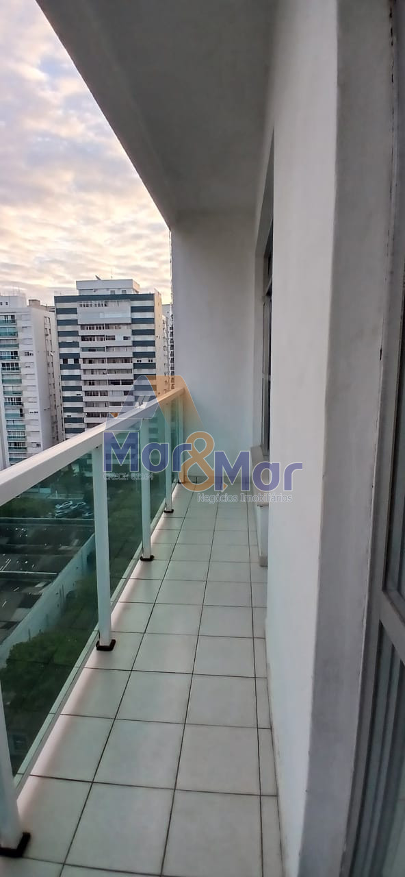 Apartamento na Praia das Pitangueiras, Guarujá - SP