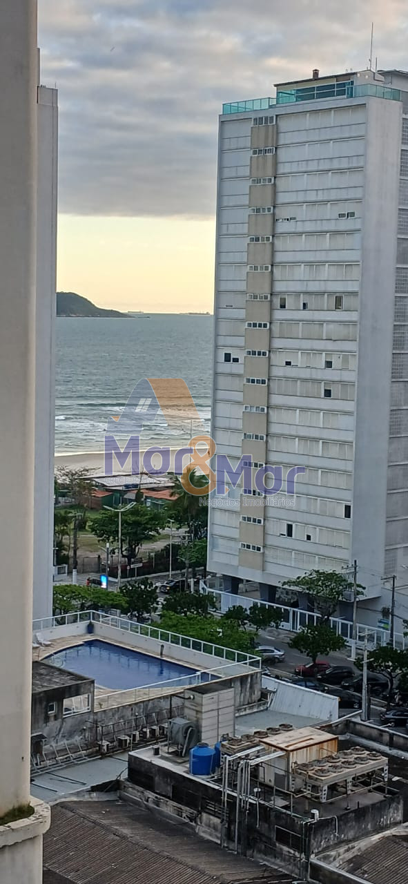 Apartamento na Praia das Pitangueiras, Guarujá - SP