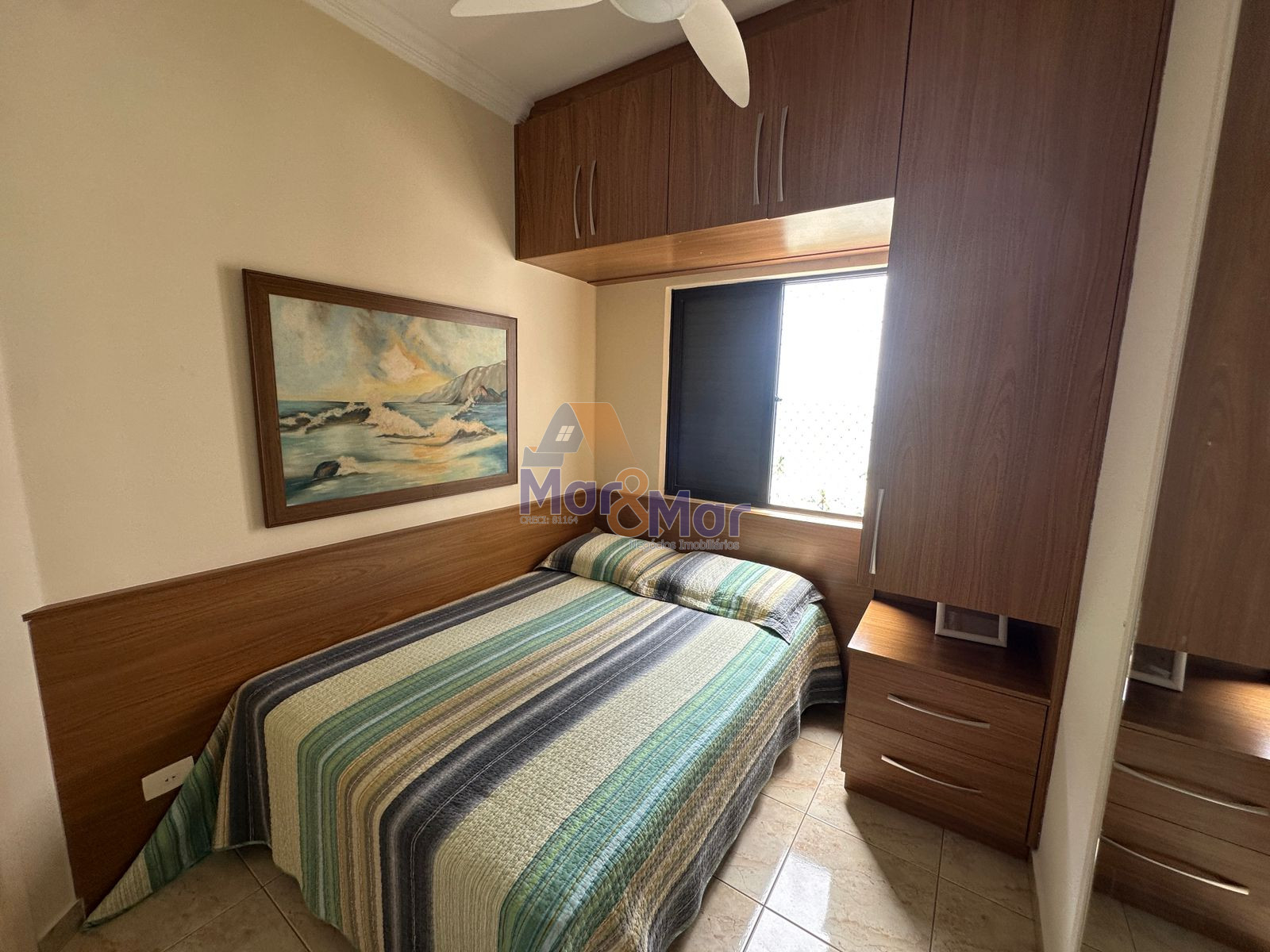 Apartamento na Praia da Enseada, Guarujá - SP