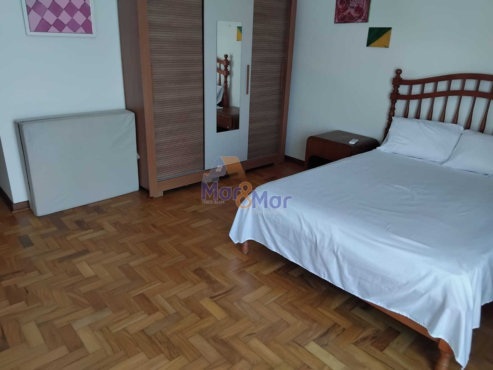 Apartamento Frente ao Mar nas Pitangueiras, Guarujá - SP