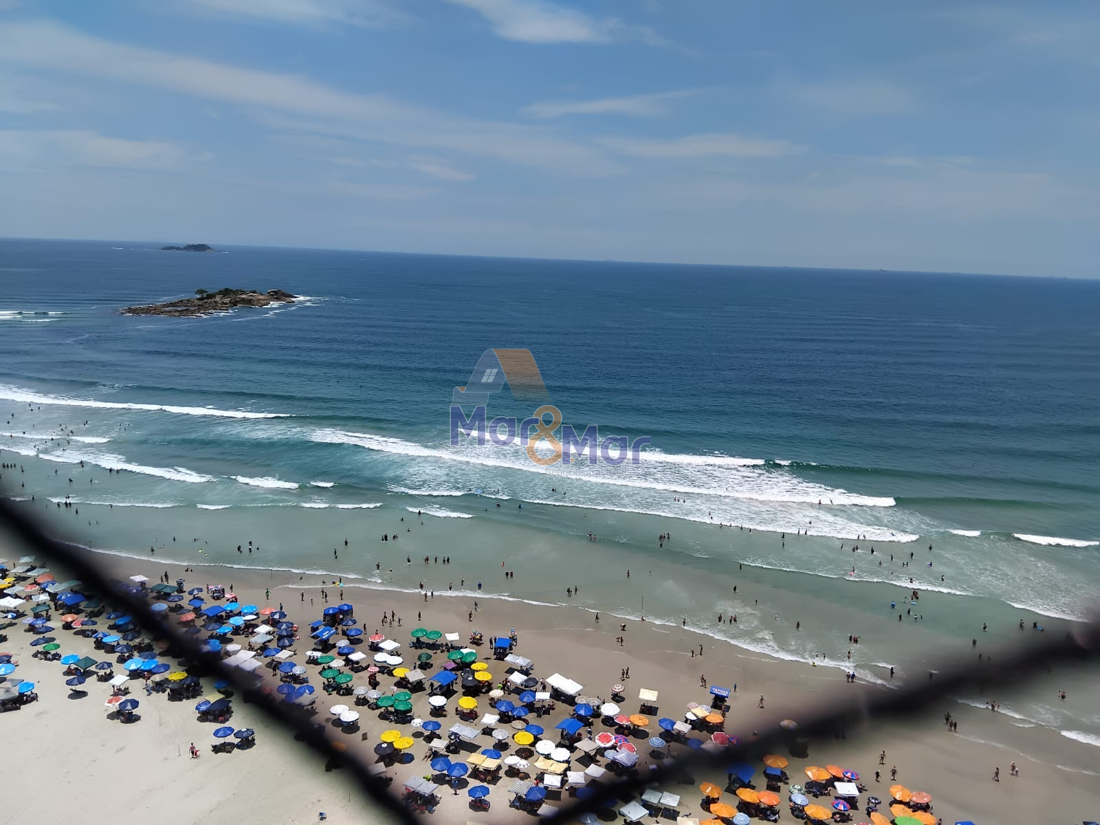 Apartamento Frente ao Mar nas Pitangueiras, Guarujá - SP