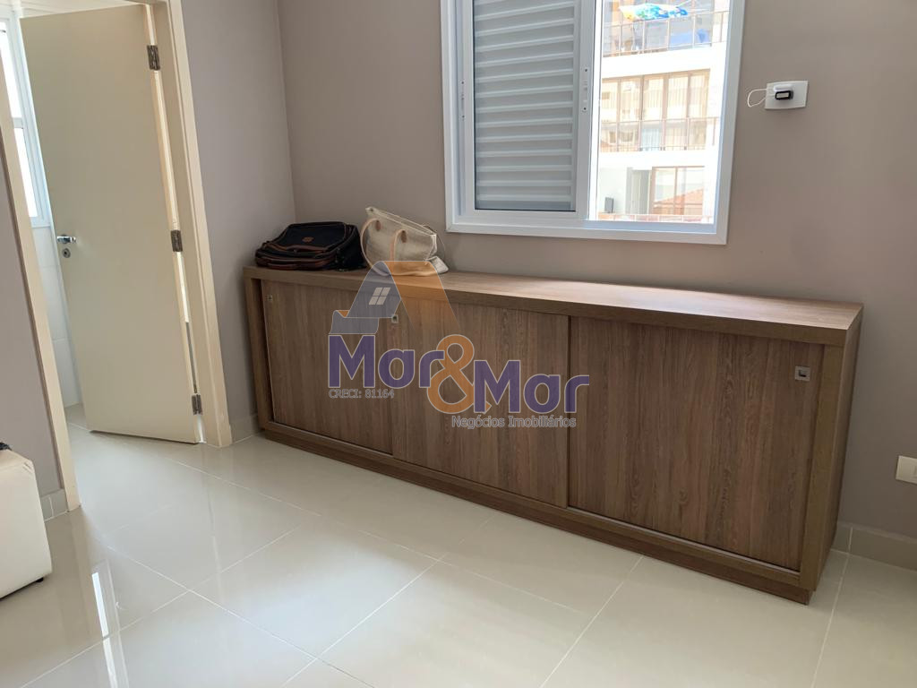 Apartamento na Praia das Pitangueiras, Guarujá - SP