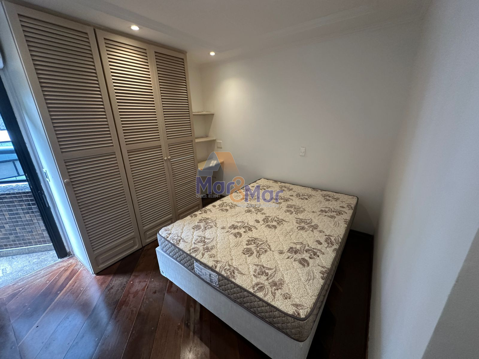 Apartamento Duplex na Praia das Pitangueiras, Guarujá - SP