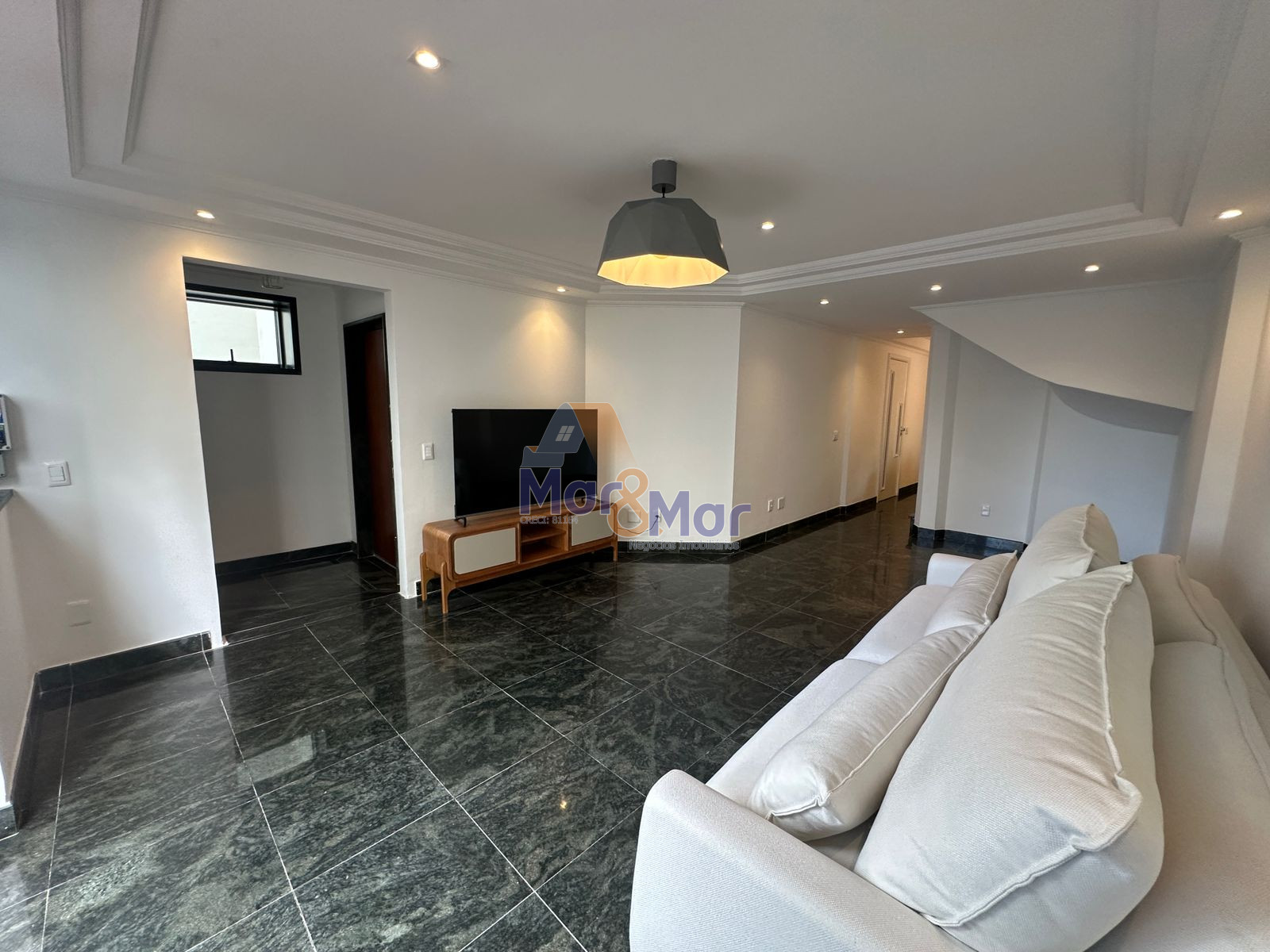 Apartamento Duplex na Praia das Pitangueiras, Guarujá - SP