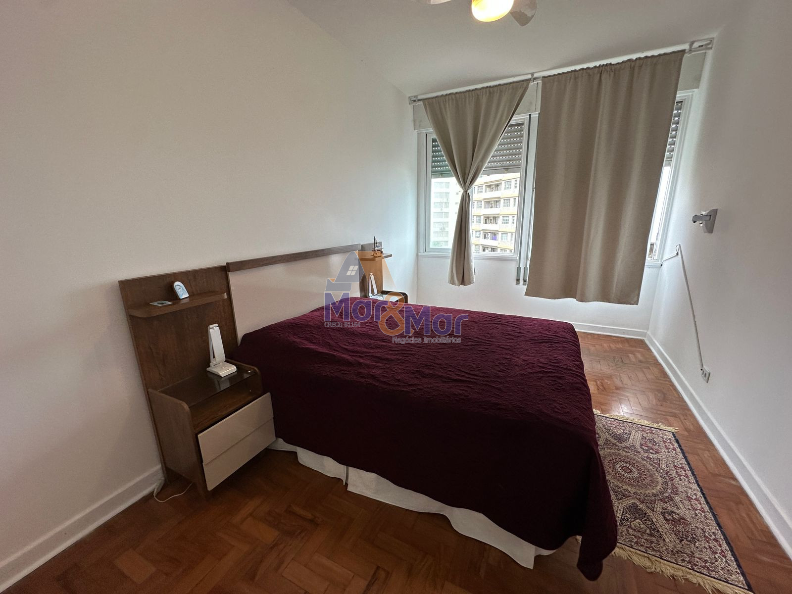 Apartamento Frente ao Mar nas Pitangueiras, Guarujá - SP