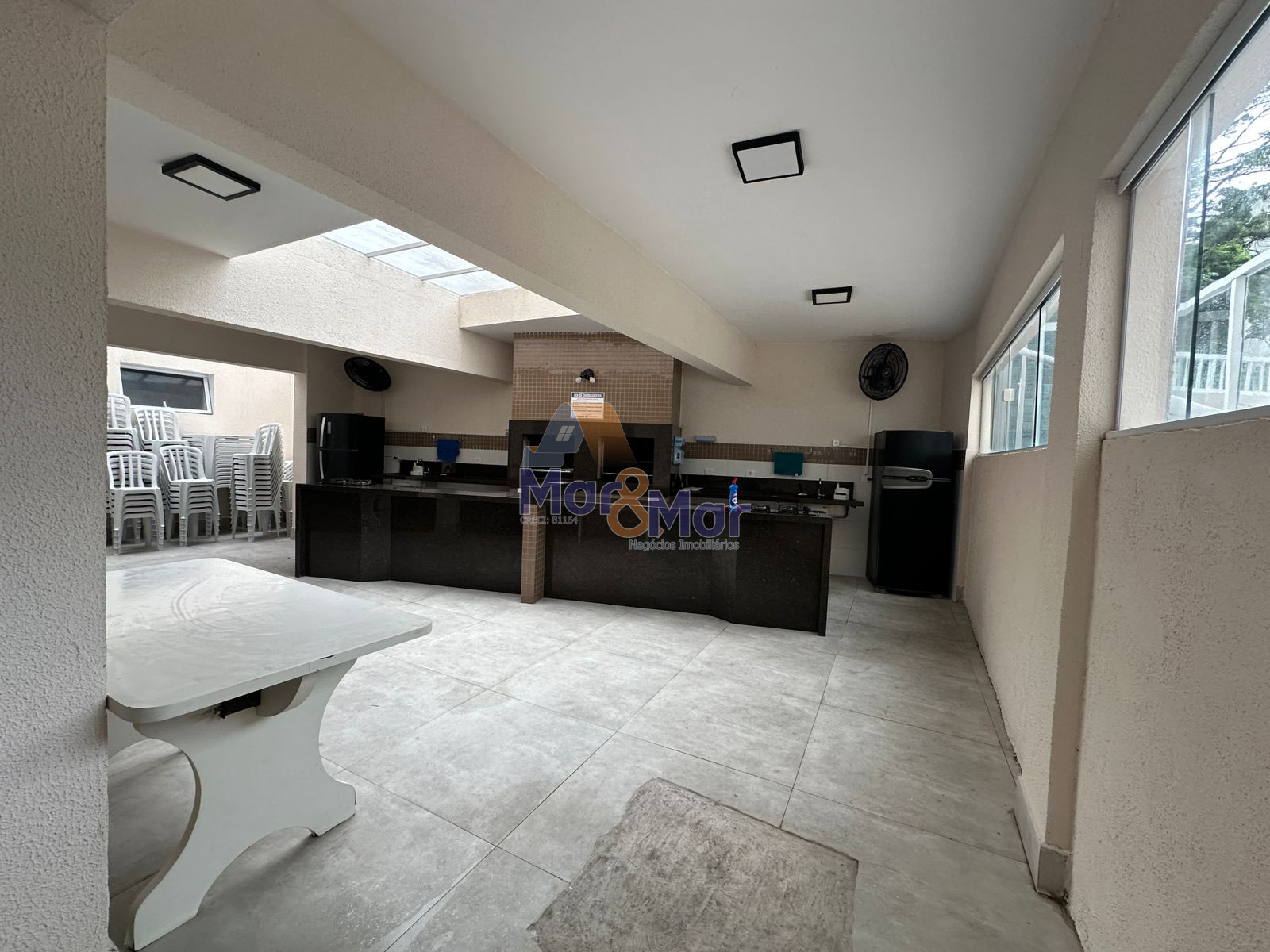 Apartamento na Praia da Enseada, Guarujá - SP