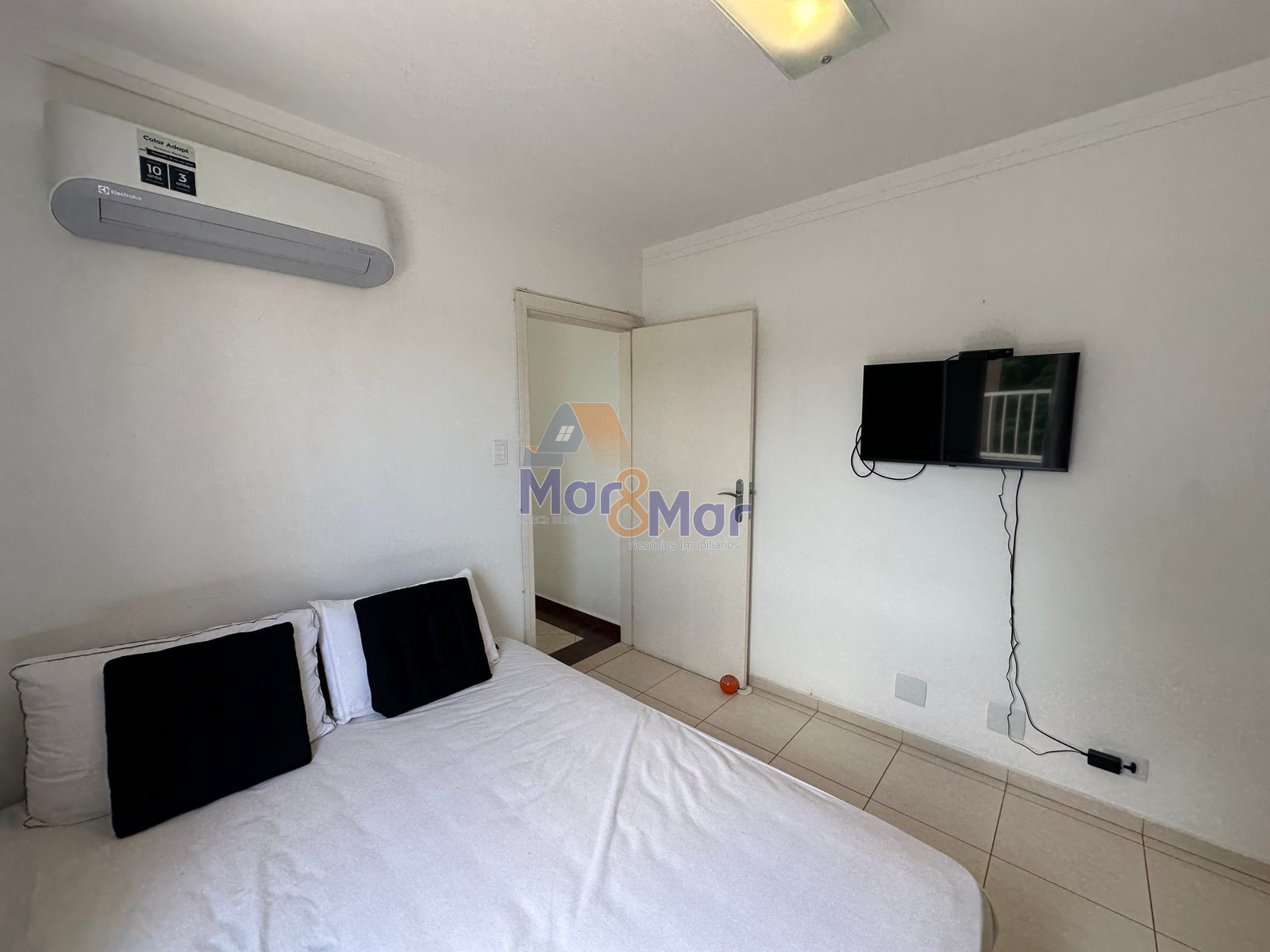 Cobertura na Praia das Astúrias, Guarujá - SP