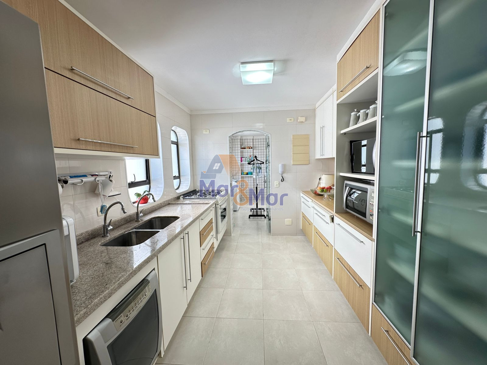 Apartamento Frente ao Mar, Praia Astúrias, Guarujá - SP