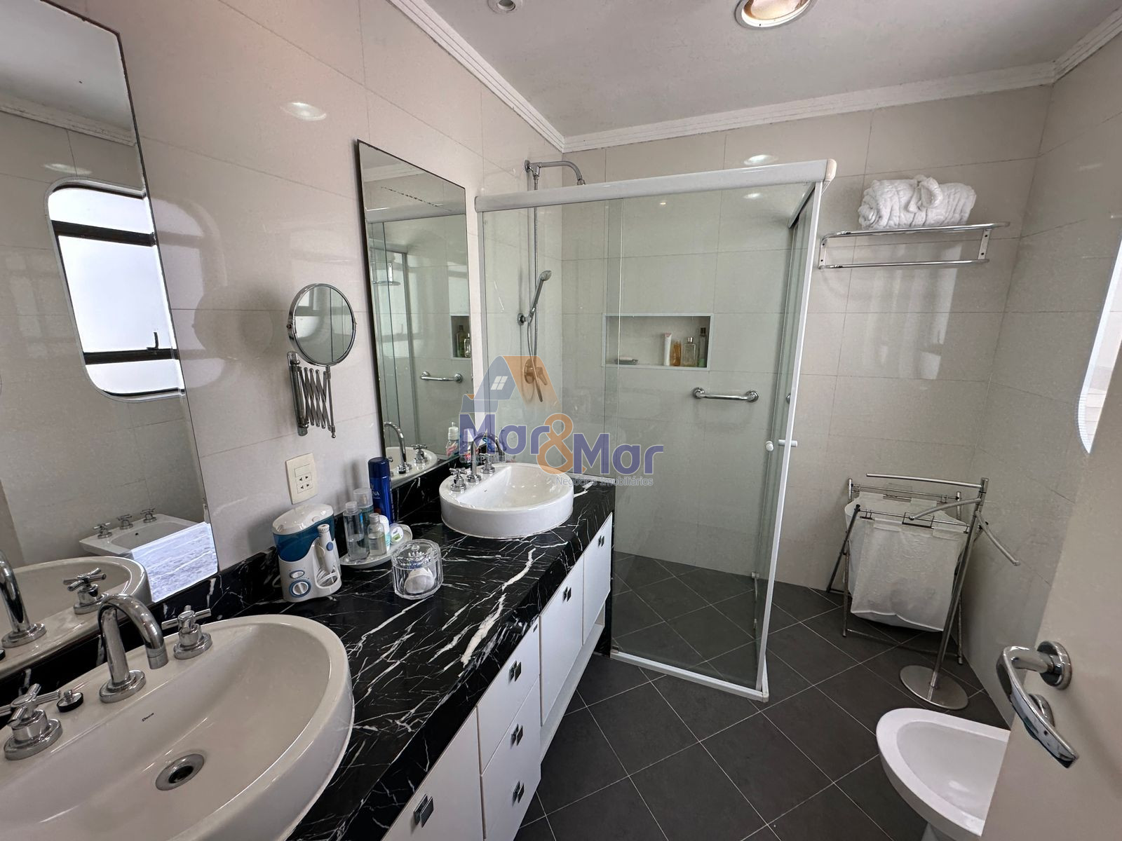 Apartamento Frente ao Mar, Praia Astúrias, Guarujá - SP