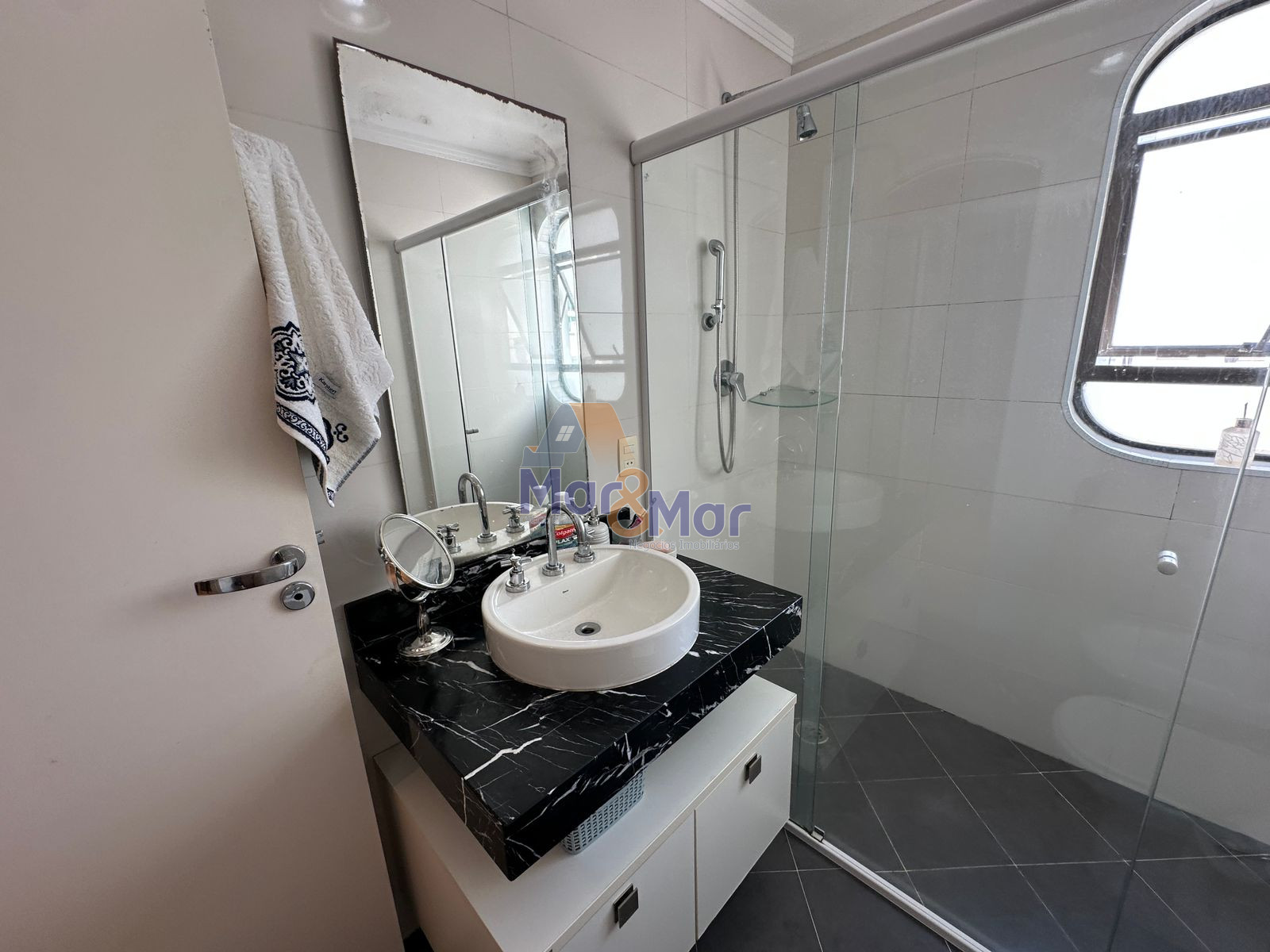 Apartamento Frente ao Mar, Praia Astúrias, Guarujá - SP