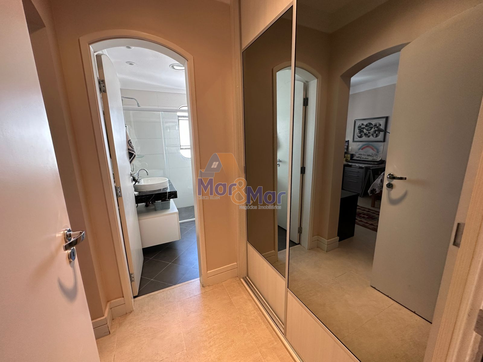Apartamento Frente ao Mar, Praia Astúrias, Guarujá - SP
