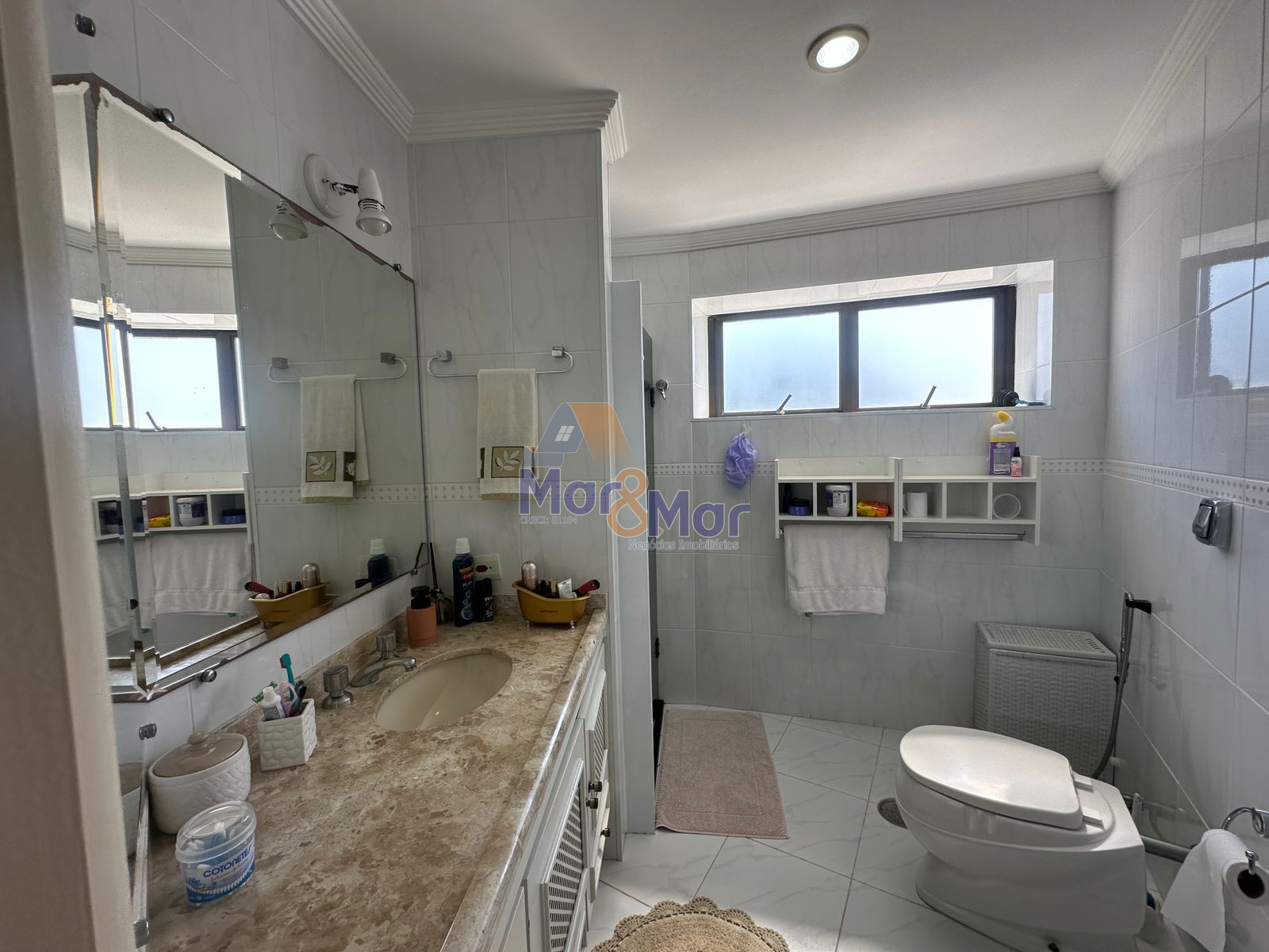 Apartamento Frente ao Mar Praia Astúrias, Guarujá - SP
