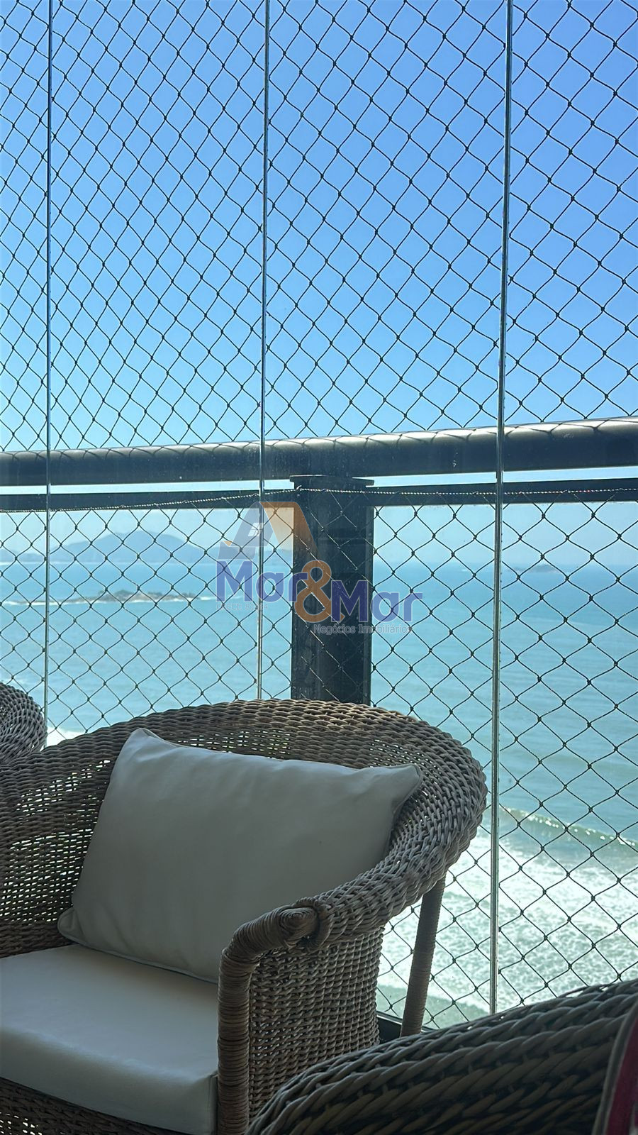 Apartamento Frente ao Mar Praia Astúrias, Guarujá - SP