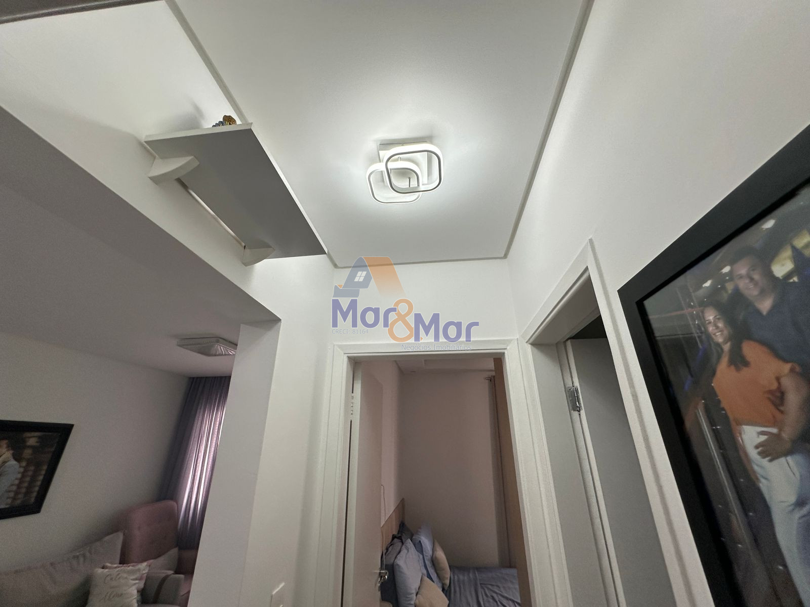 Apartamento na Praia das Pitangueiras, Guarujá - SP