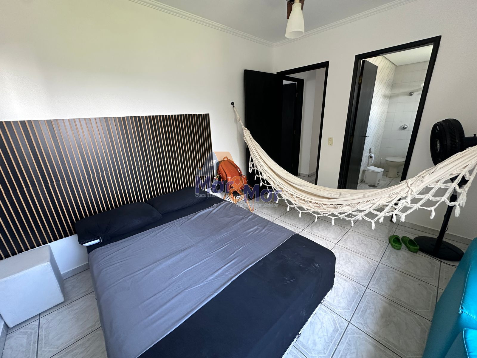 Apartamento na Praia da Enseada, Guarujá - SP