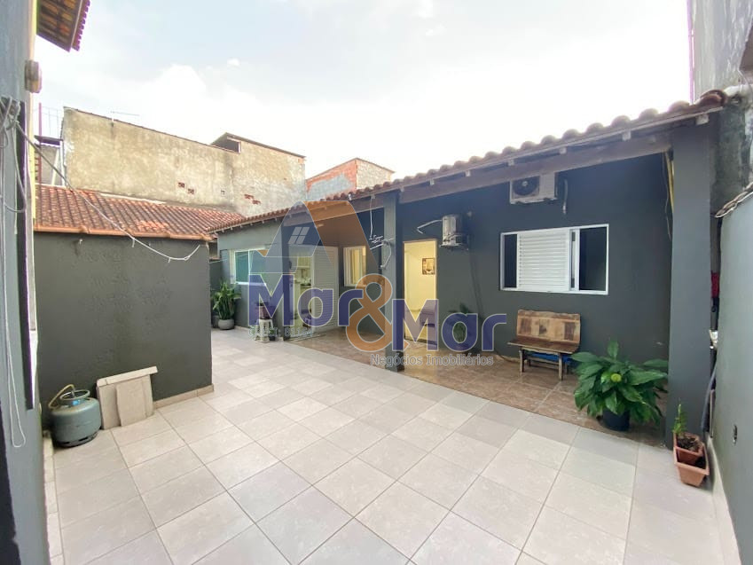 Casa-3-dormitorios-Enseada