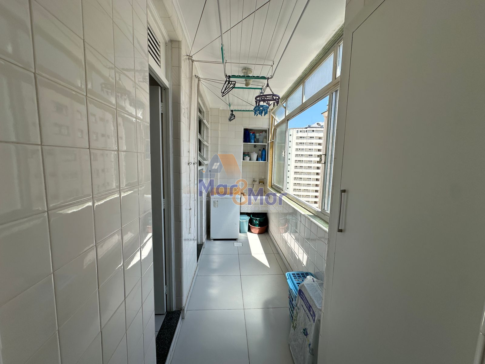 Apartamento Frente ao Mar nas Pitangueiras, Guarujá - SP