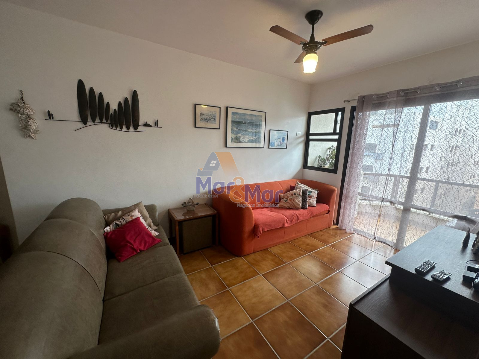 Apartamento na Praia da Enseada, Guarujá - SP