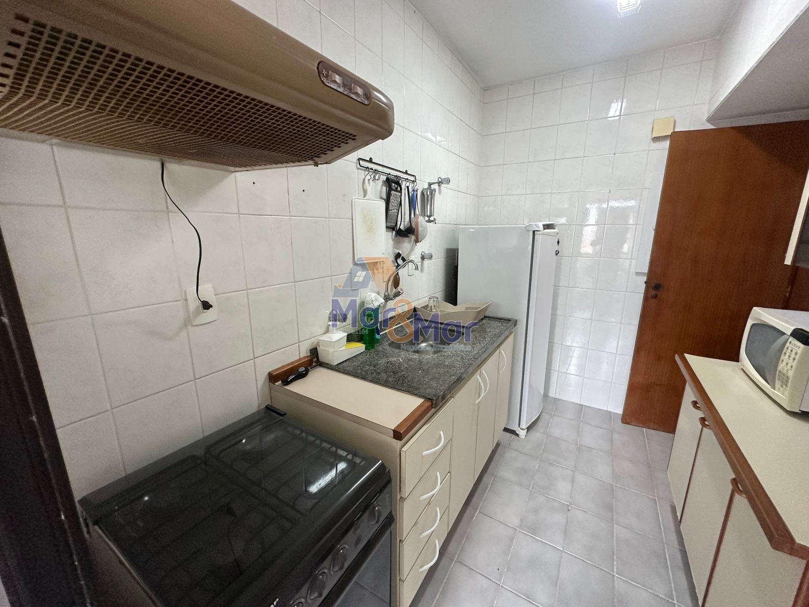 Apartamento na Praia da Enseada, Guarujá - SP