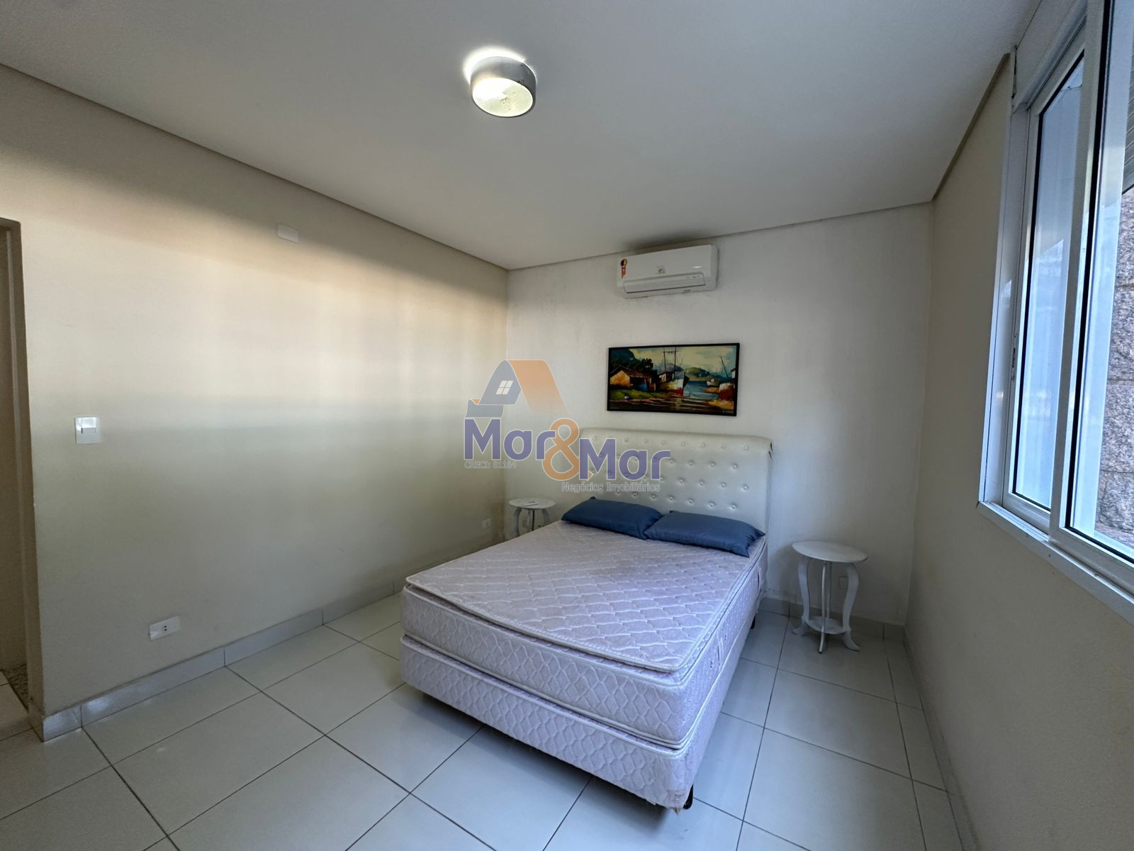 Apartamento Frente ao Mar nas Pitangueiras, Guarujá - SP