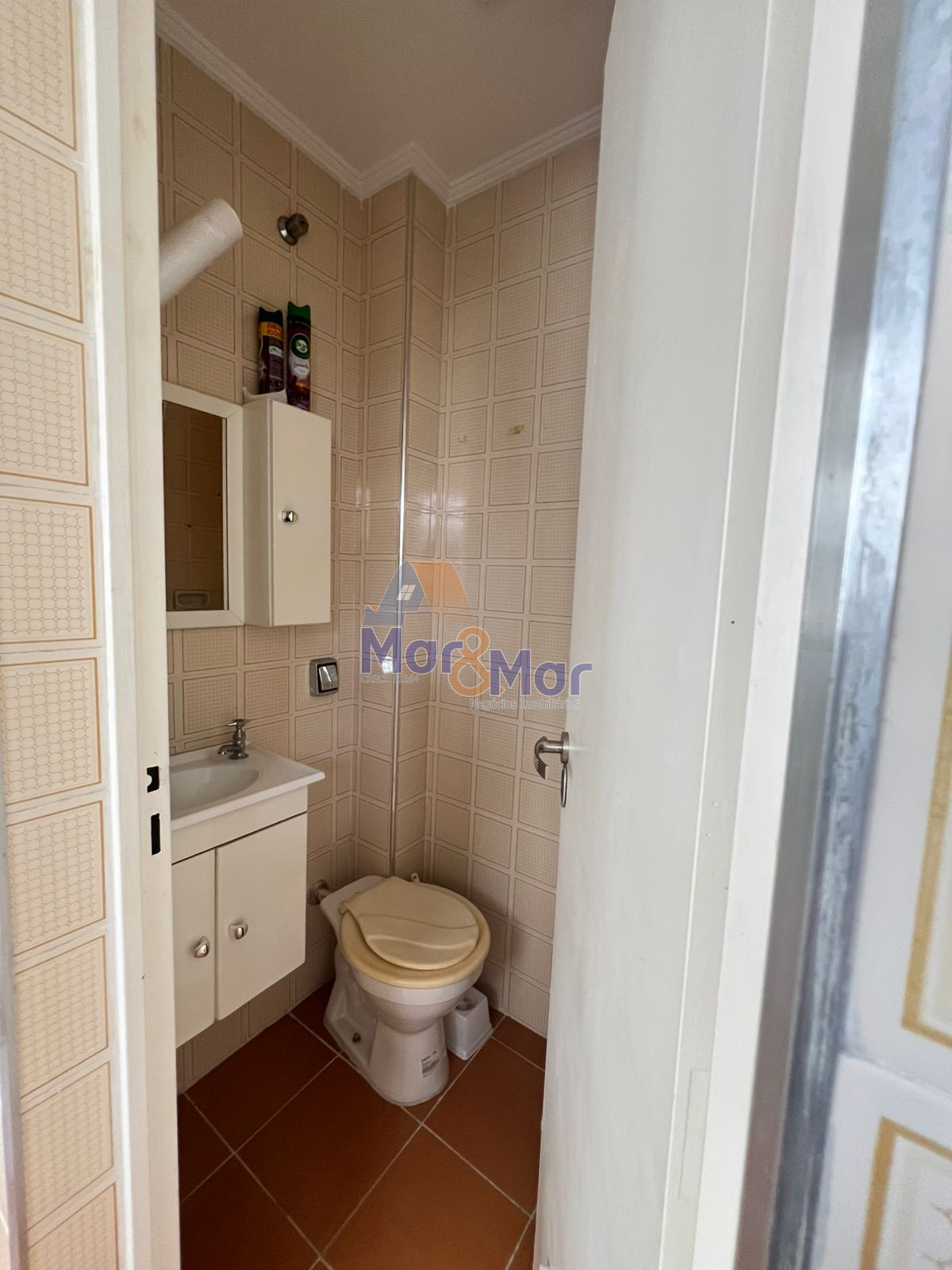Apartamento na Praia da Enseada, Guarujá - SP