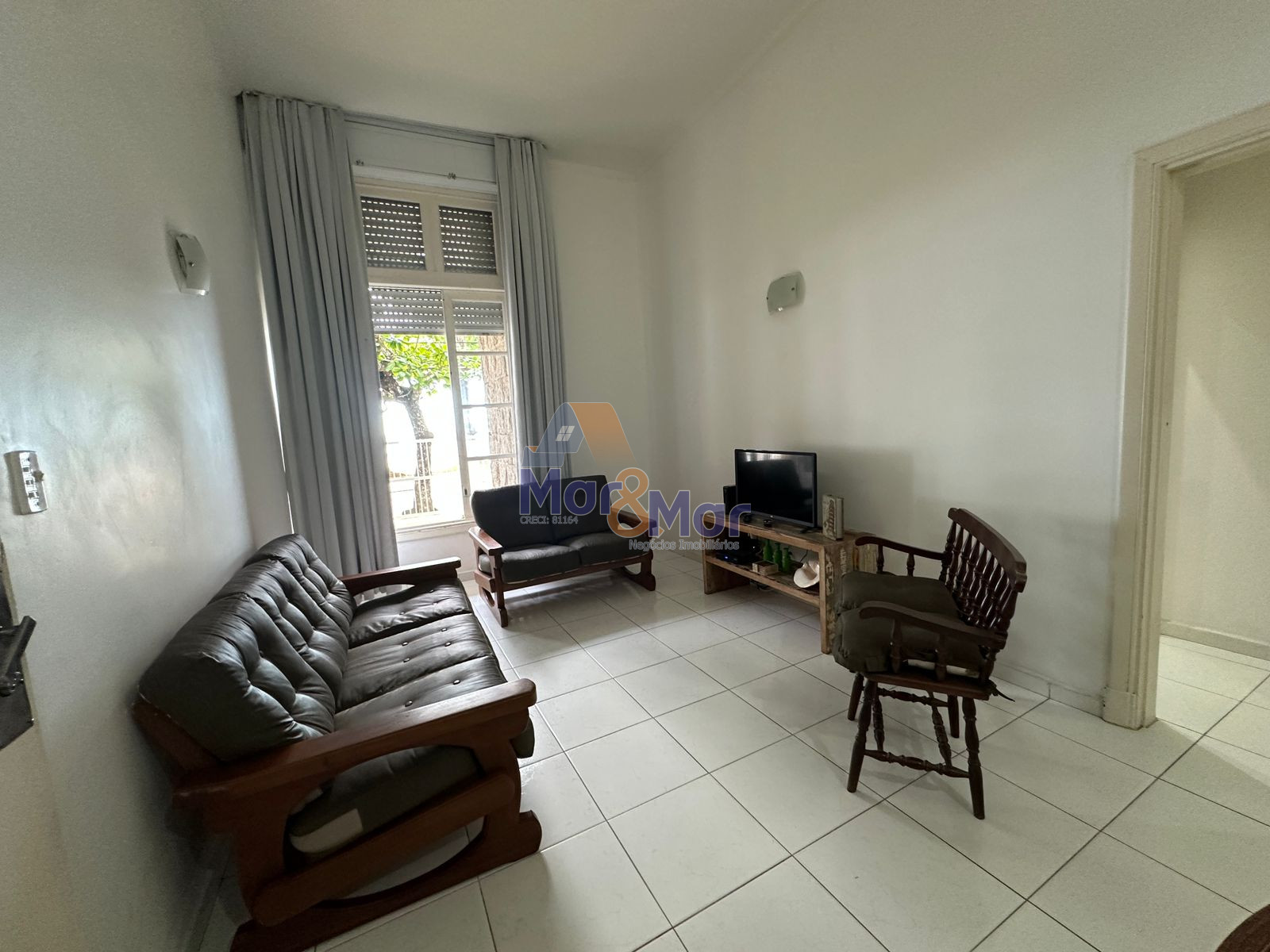 Apartamento Frente ao Mar nas Pitangueiras, Guarujá - SP