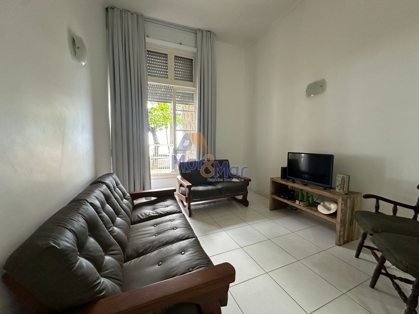 Apartamento Frente ao Mar nas Pitangueiras, Guarujá - SP