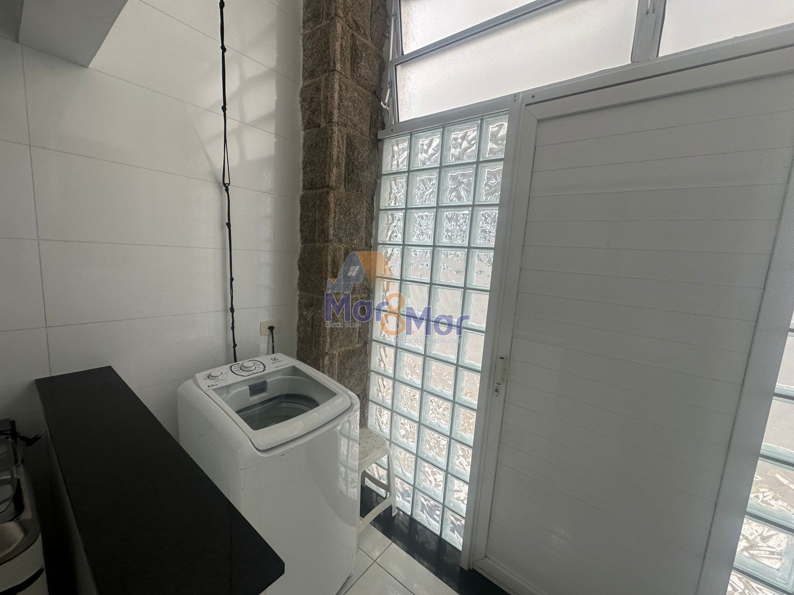 Apartamento Frente ao Mar nas Pitangueiras, Guarujá - SP
