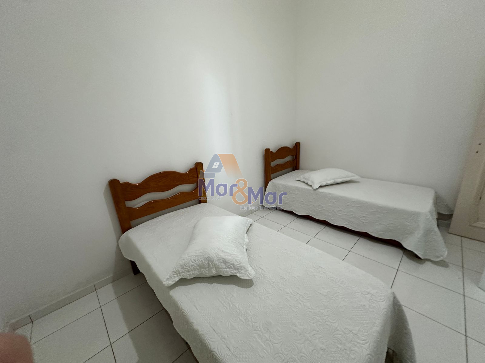 Apartamento Frente ao Mar nas Pitangueiras, Guarujá - SP