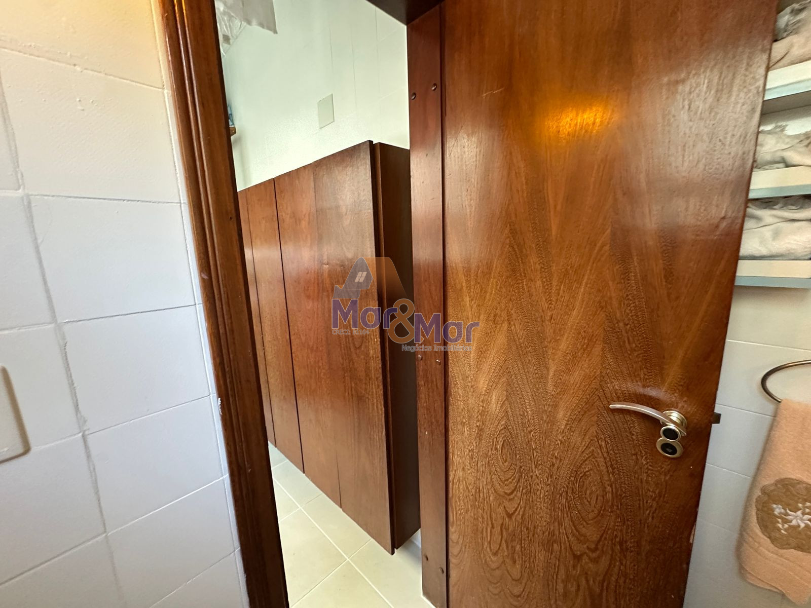 Apartamento, Praia da Pitangueiras, Guarujá - SP