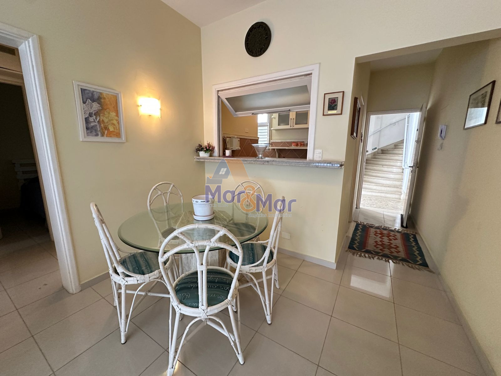 Apartamento-2-dormitorios-Pitangueiras