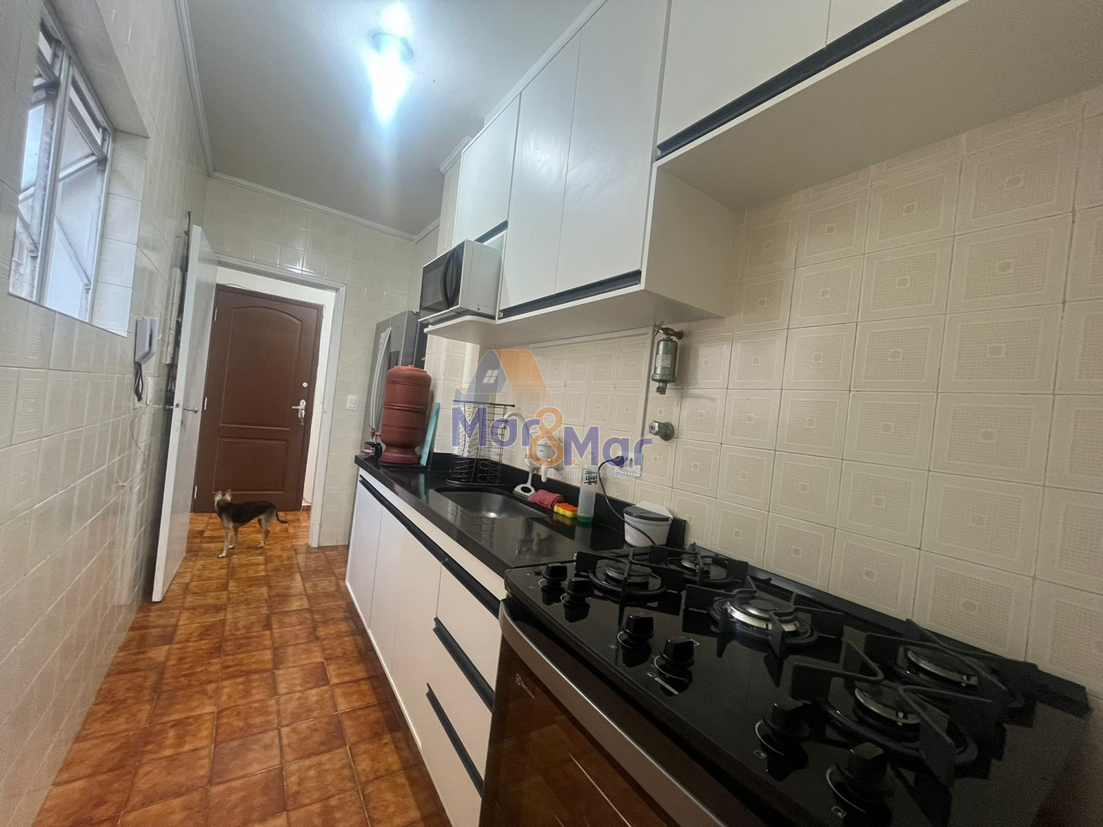 Apartamento na Praia das Pitangueiras, Guarujá - SP