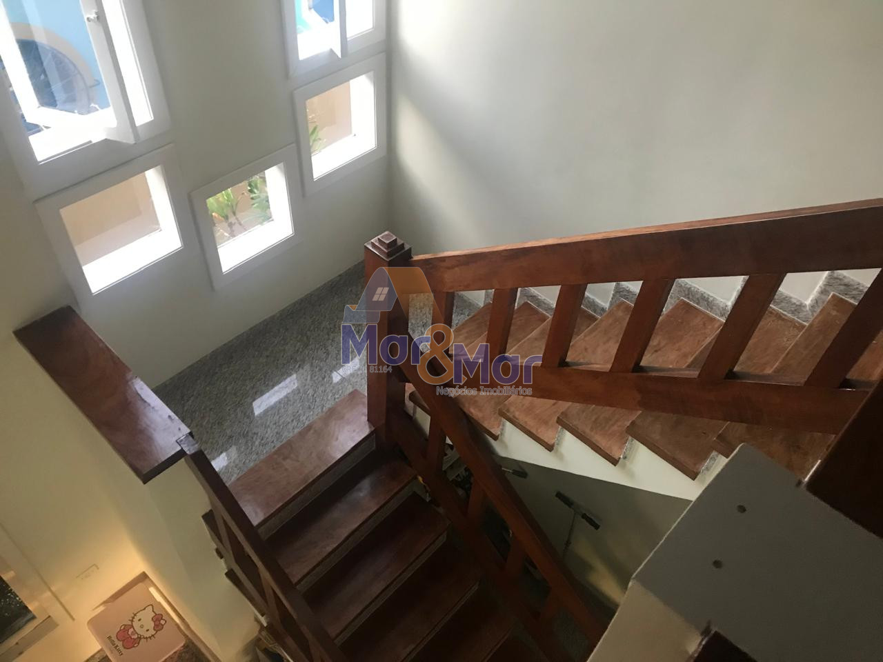 Casa Duplex à Venda no Guaiuba - Guarujá