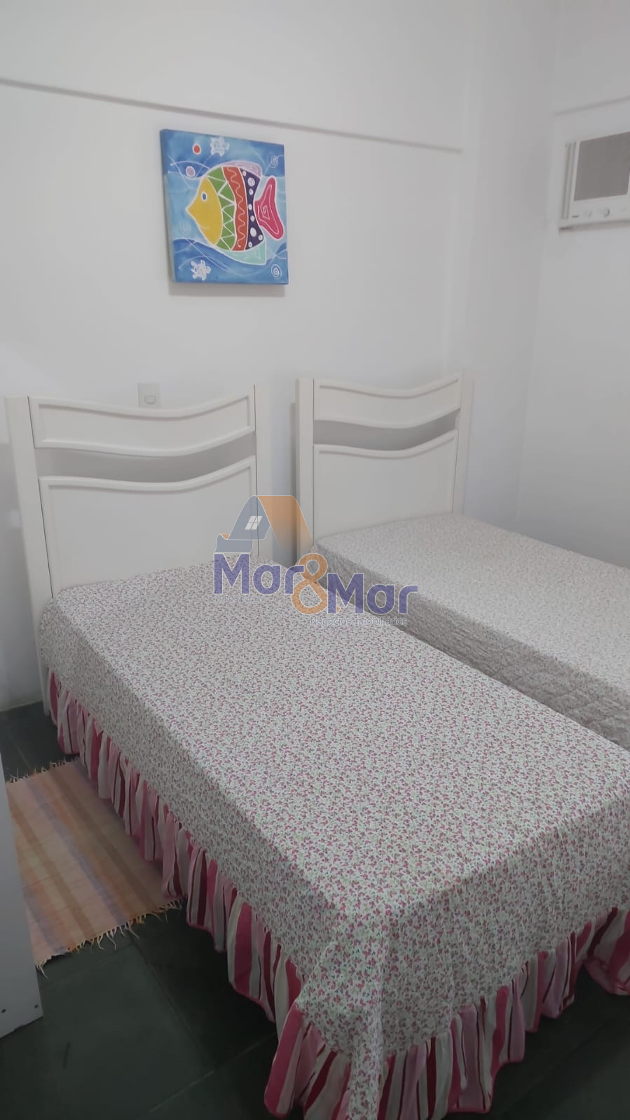Apartamento na Praia da Enseada, Guarujá - SP
