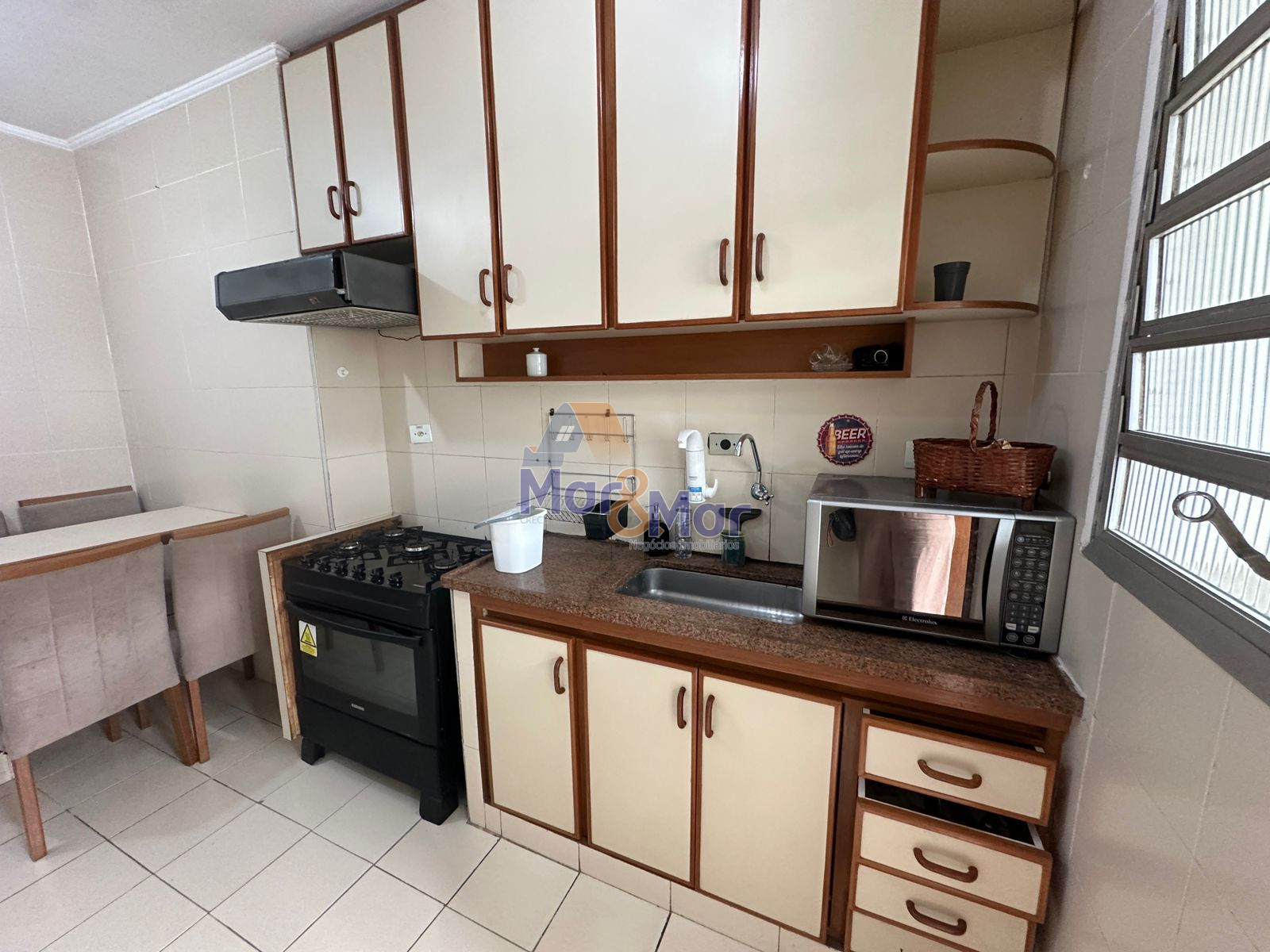 Apartamento na Praia das Astúrias, Guarujá - SP
