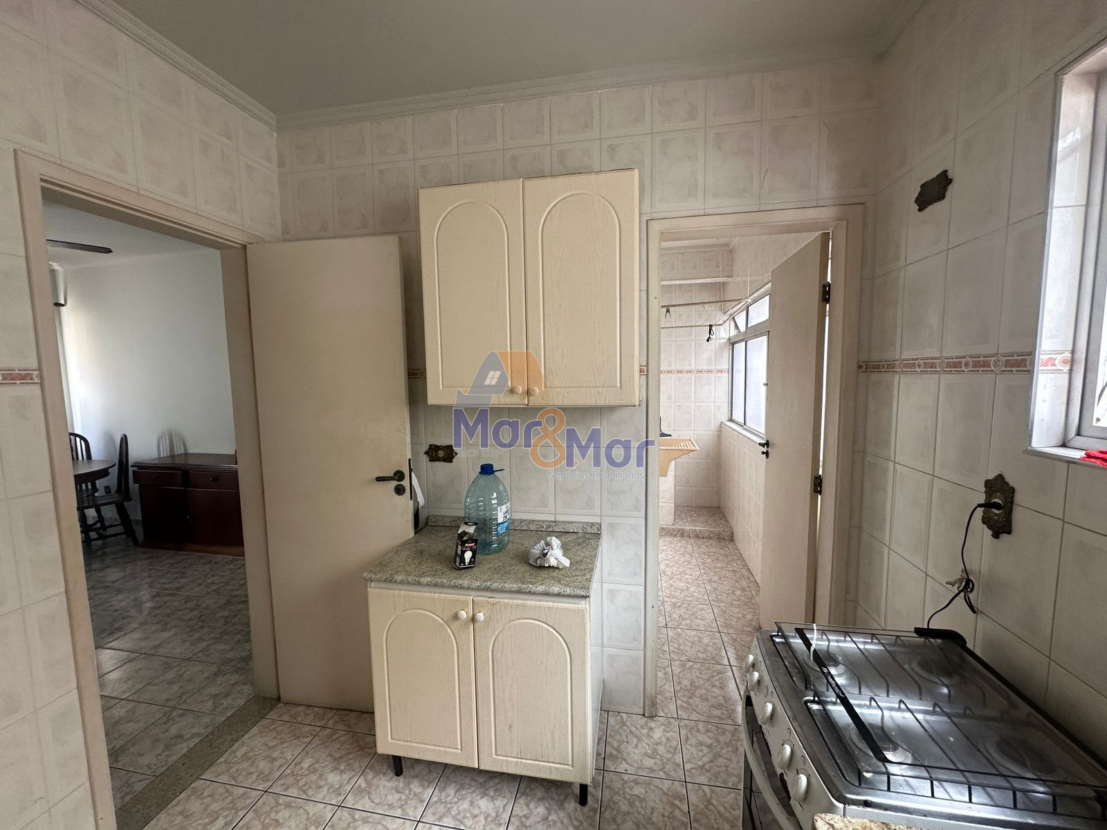 Apartamento na Praia da Enseada, Guarujá - SP