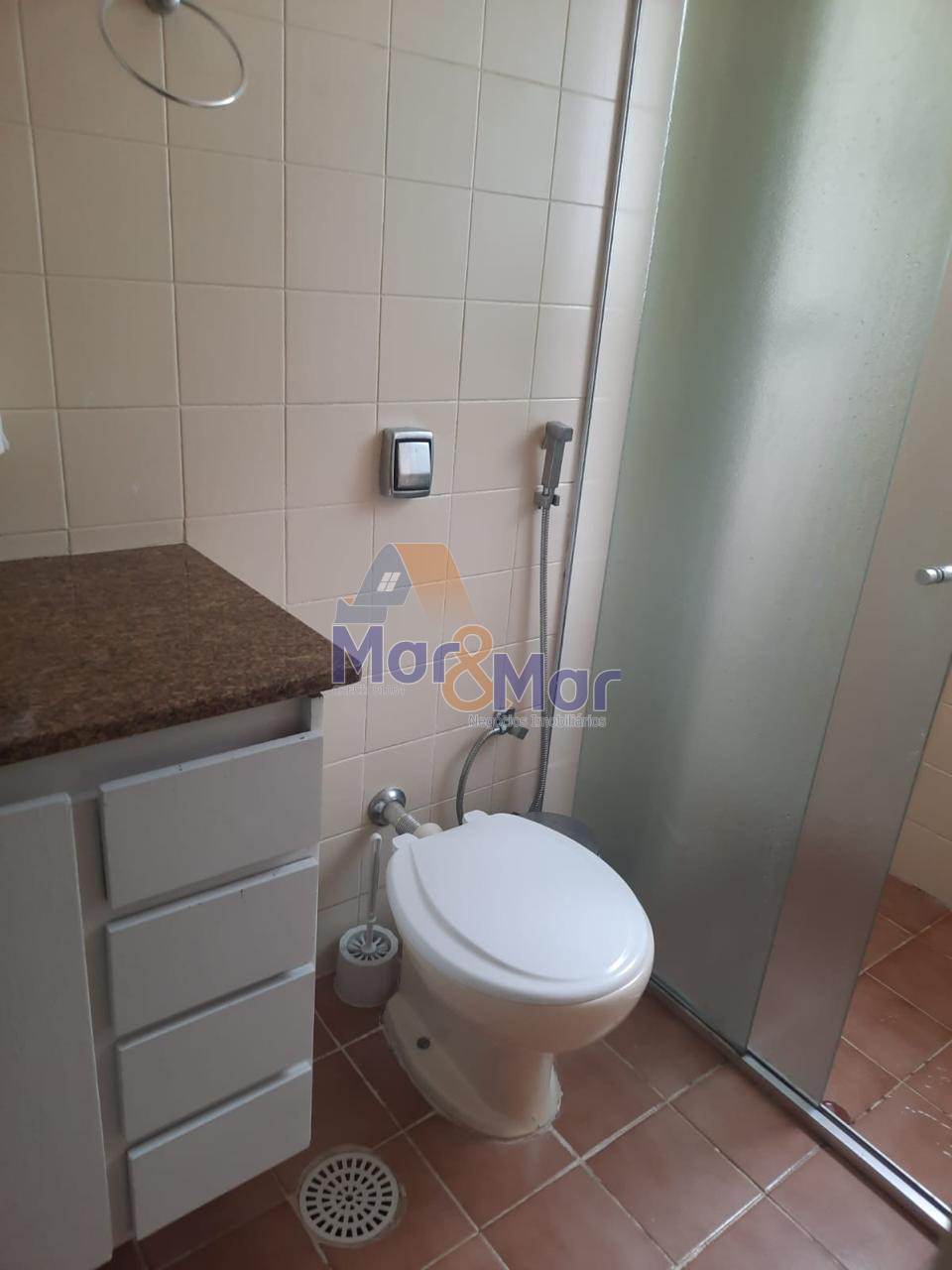 Apartamento na Praia das Astúrias, Guarujá - SP