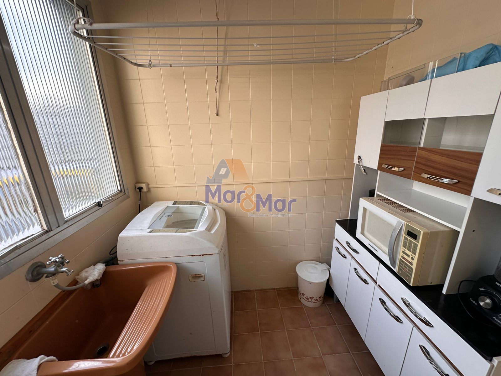 Apartamento na Praia das Astúrias, Guarujá - SP