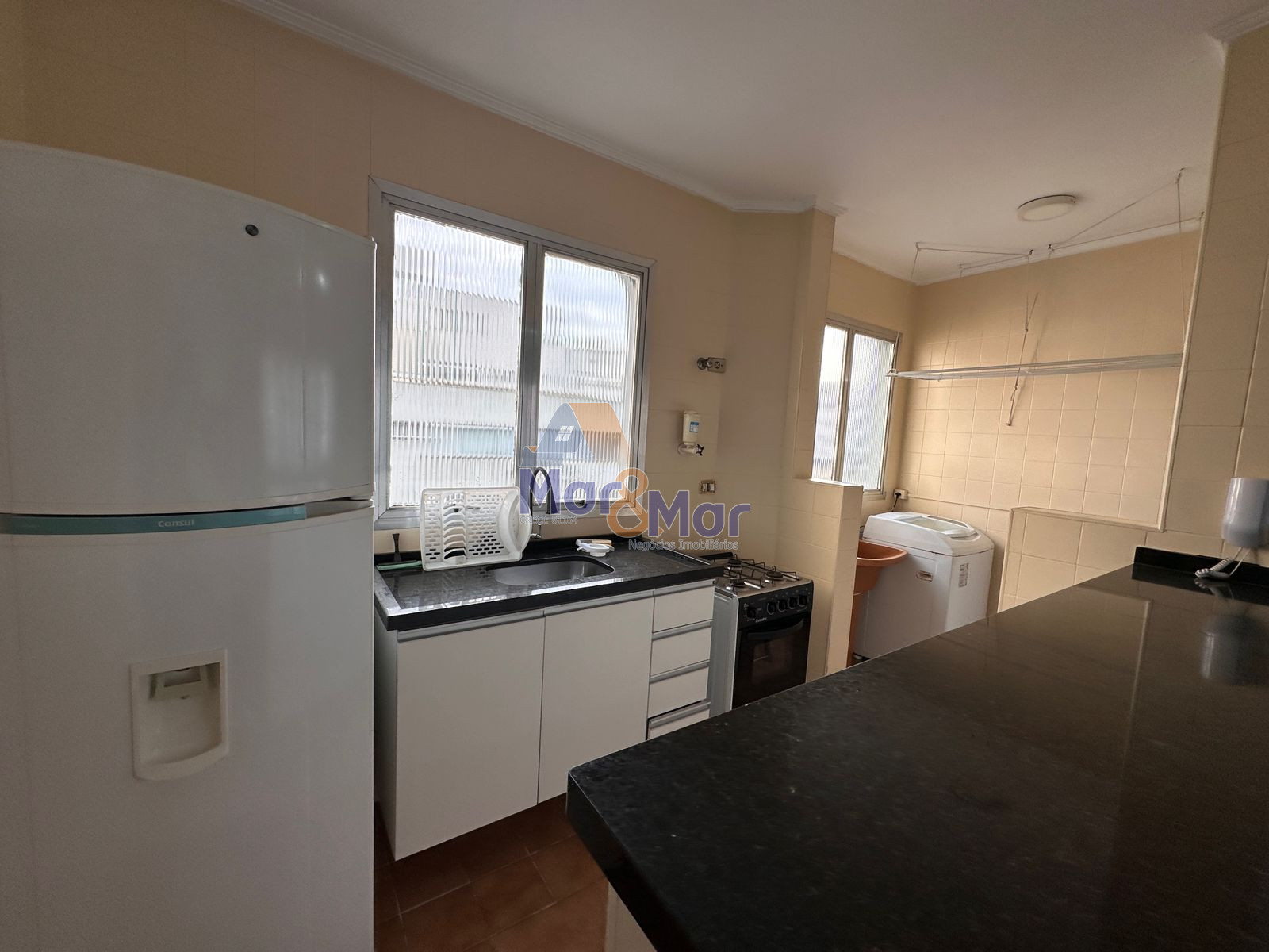 Apartamento na Praia das Astúrias, Guarujá - SP