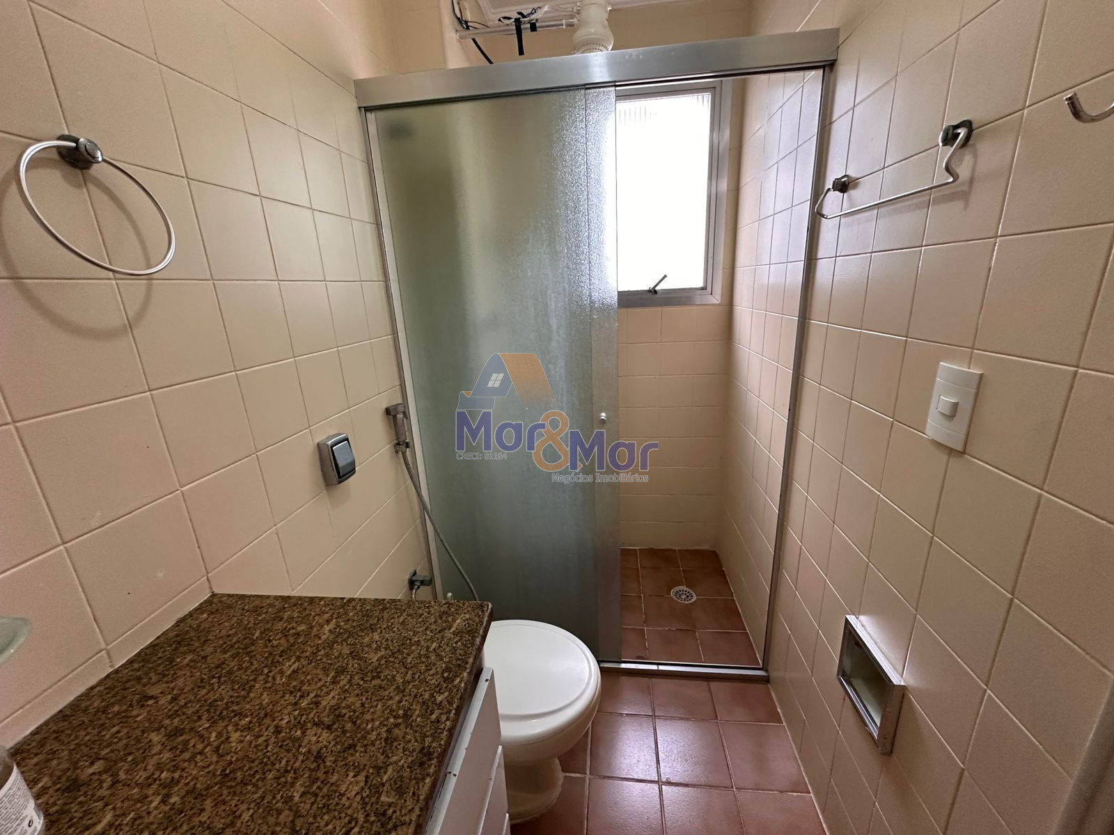 Apartamento na Praia das Astúrias, Guarujá - SP
