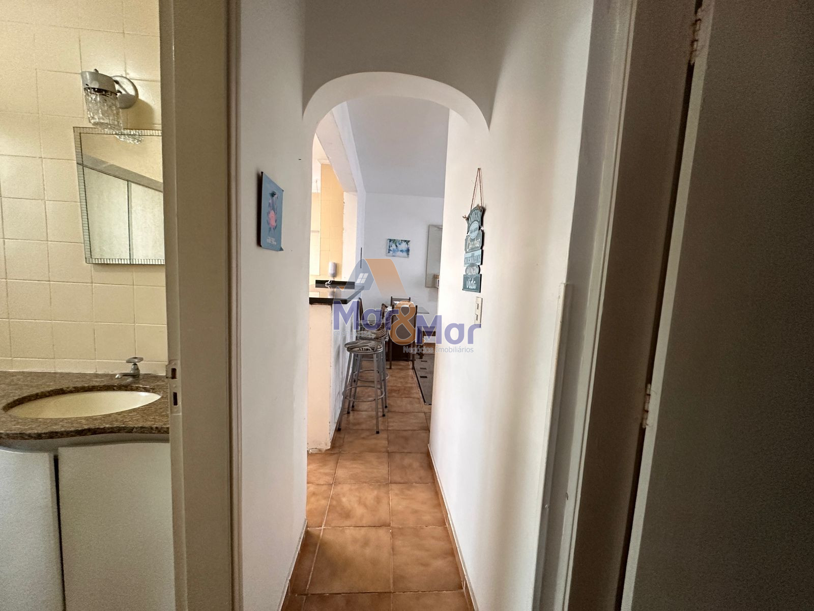 Apartamento na Praia das Astúrias, Guarujá - SP