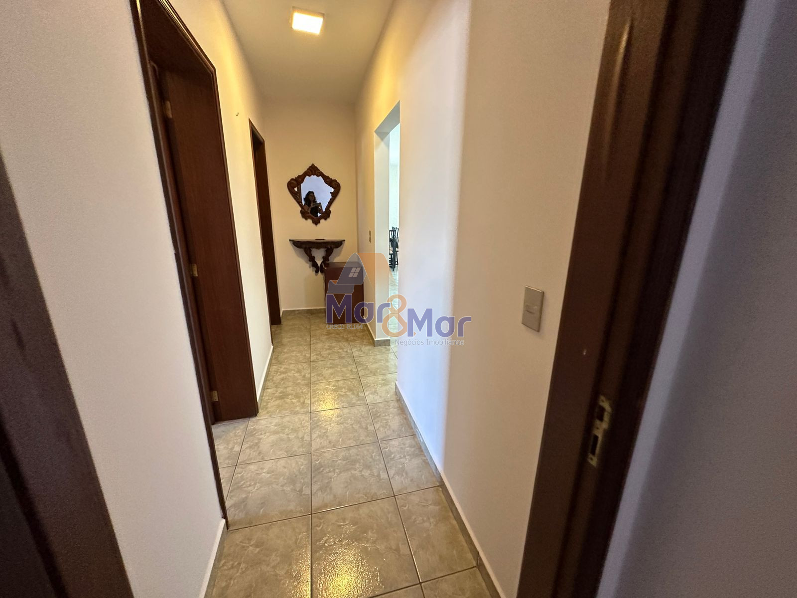 Apartamento na Praia da Enseada, Guarujá - SP