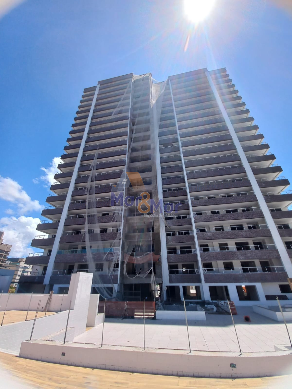 Apartamento na Praia da Enseada, Guarujá - SP