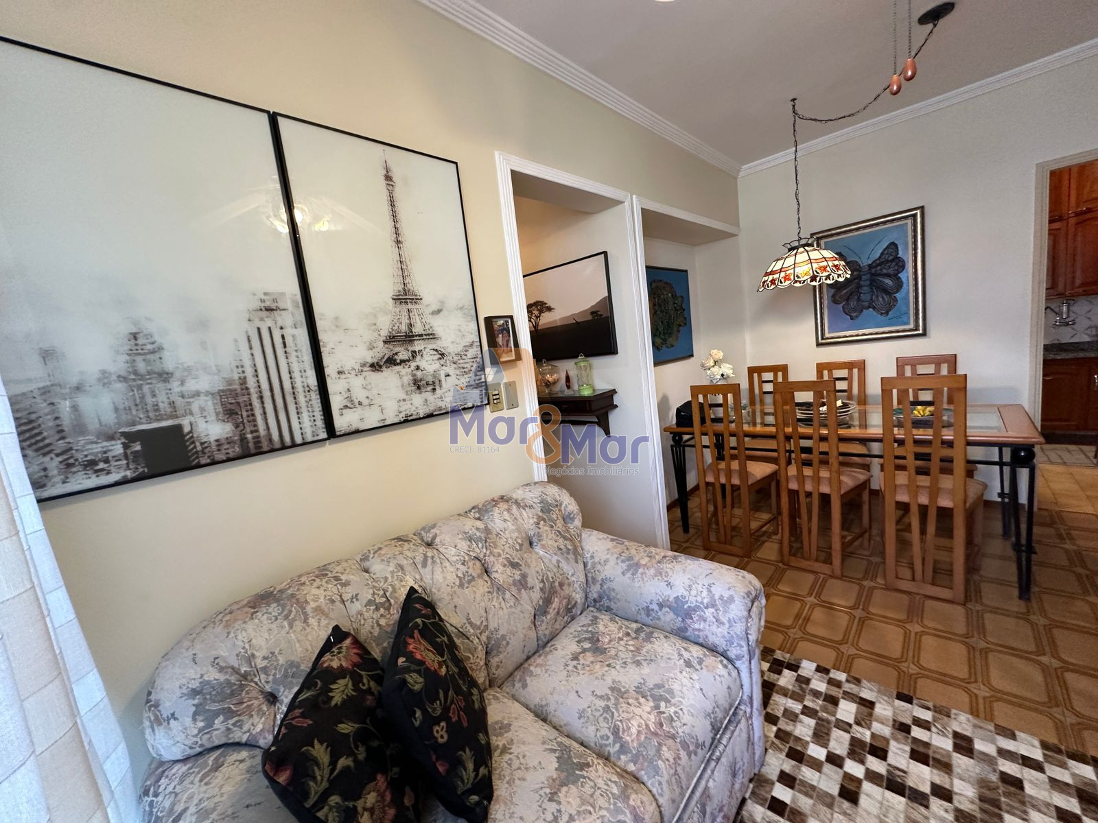 Apartamento na Praia da Enseada, Guarujá - SP