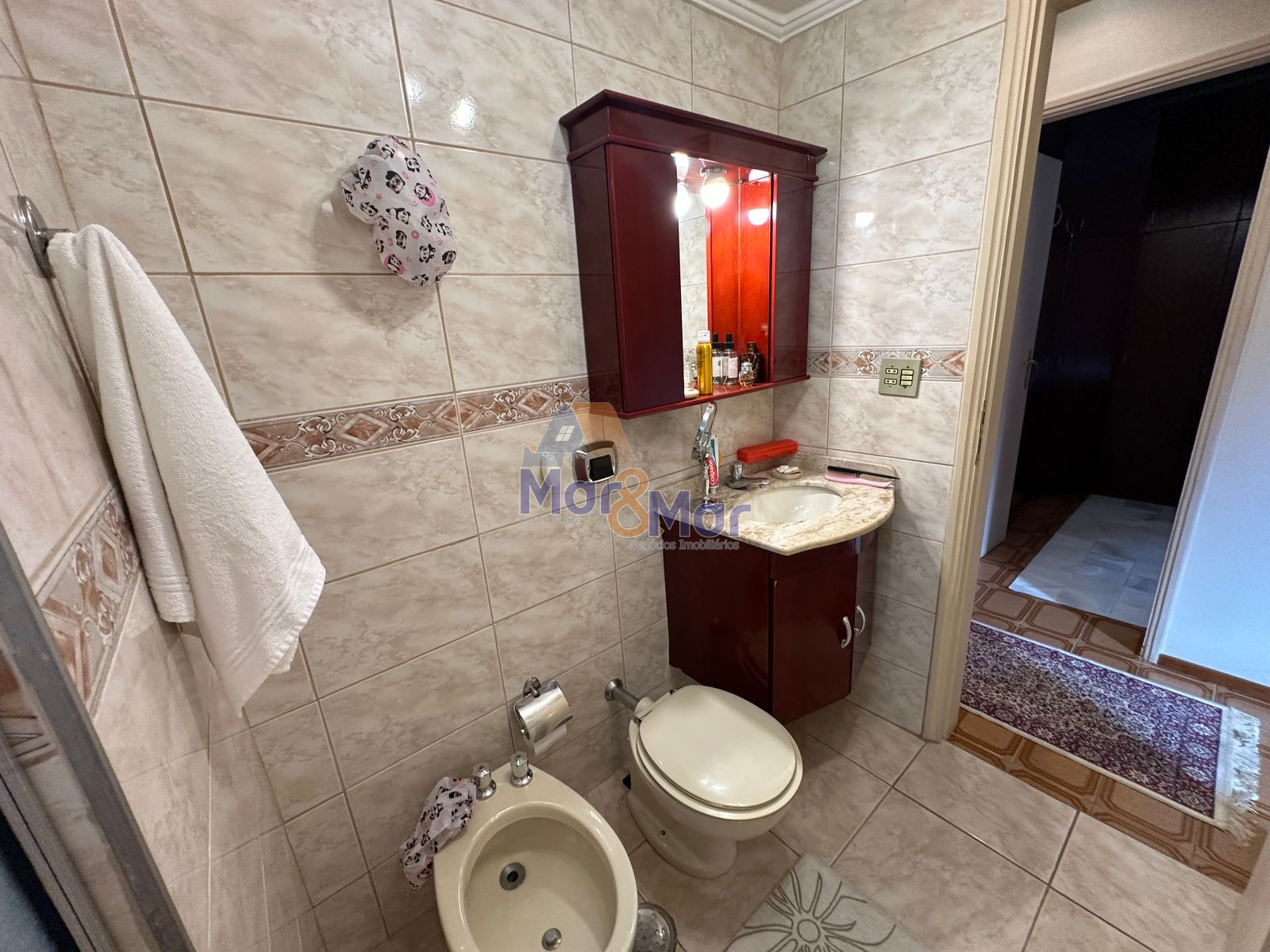 Apartamento na Praia da Enseada, Guarujá - SP