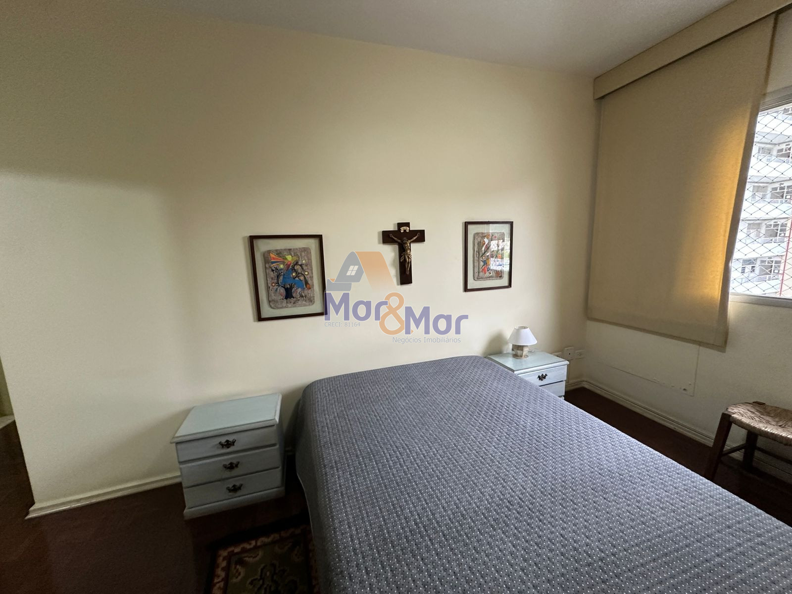 Apartamento na Praia das Pitangueiras, Guarujá - SP