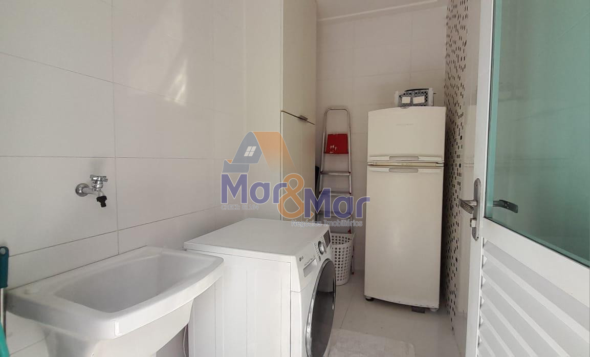 Casa em Condomínio na Praia da Enseada, Guarujá - SP
