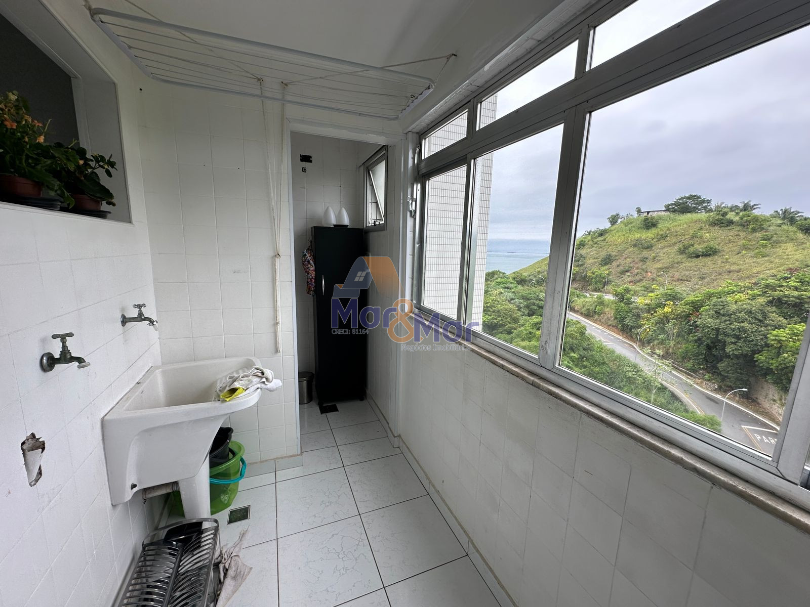 Apartamento na Praia das Astúrias, Guarujá - SP
