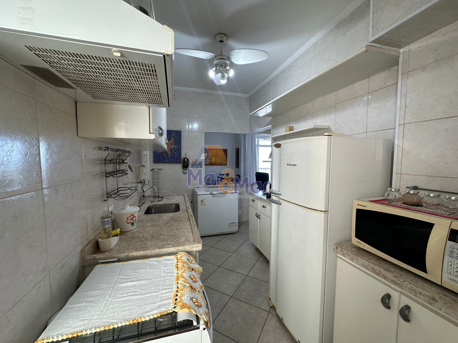 Apartamento Frente ao Mar nas Pitangueiras, Guarujá - SP