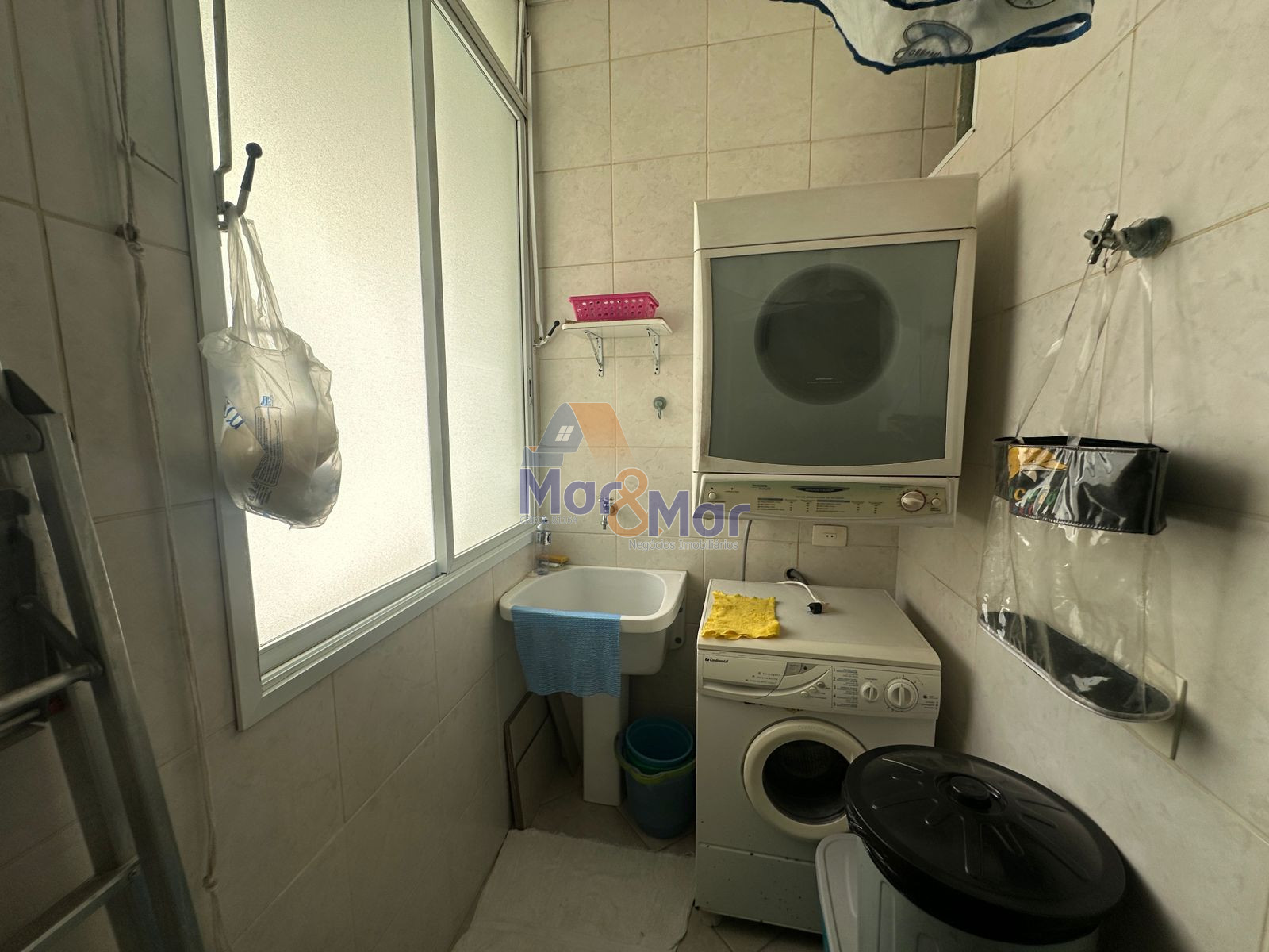 Apartamento Frente ao Mar nas Pitangueiras, Guarujá - SP